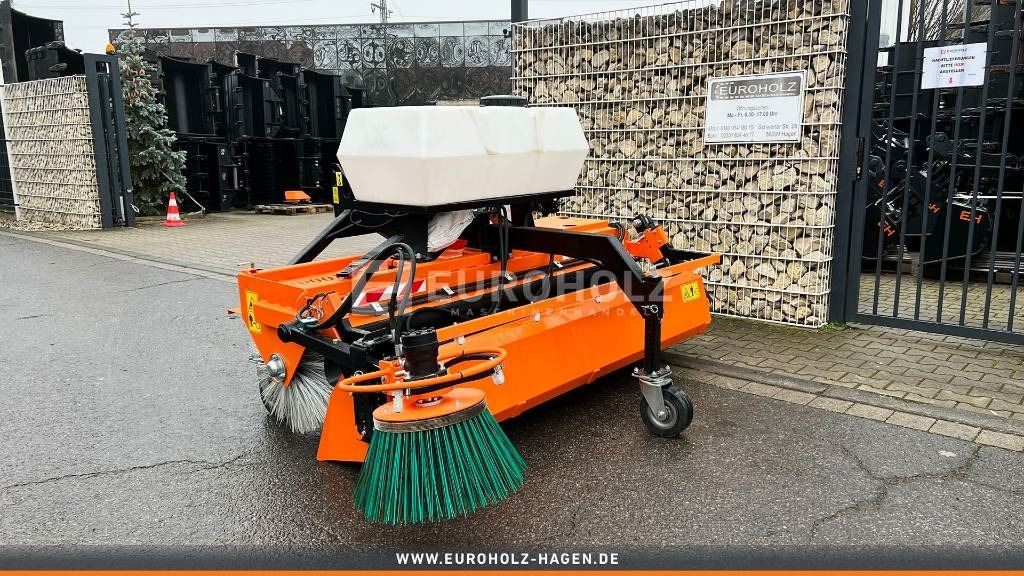 Kehrmaschine ZM2000 mit Seitenbesen - Broom for Utility/ Special vehicle: picture 4 Kehrmaschine ZM2000 mit Seitenbesen - Broom for Utility/ Special vehicle: picture 4