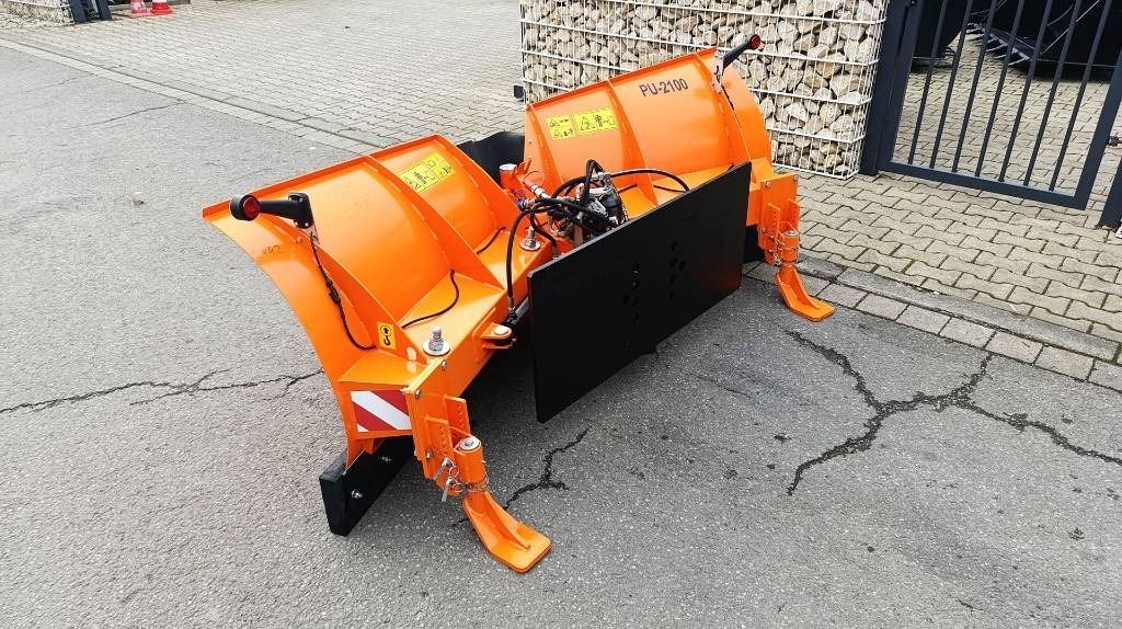 Pflug PU2100 Radlader Dreipunkt Komfort Steuerung - Snow plough for Agricultural machinery: picture 5 Pflug PU2100 Radlader Dreipunkt Komfort Steuerung - Snow plough for Agricultural machinery: picture 5