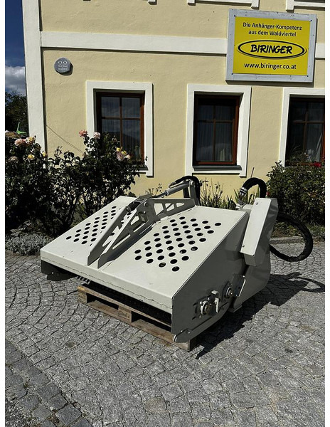 Cat Landscape Rake LR15 - Attachment: picture 3 Cat Landscape Rake LR15 - Attachment: picture 3