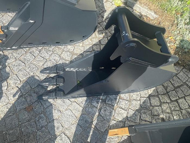 Big Tieflöffel 30 cm mit Lehnhoff MS03 Symlock Aufnahme - Bucket: picture 1 Big Tieflöffel 30 cm mit Lehnhoff MS03 Symlock Aufnahme - Bucket: picture 1