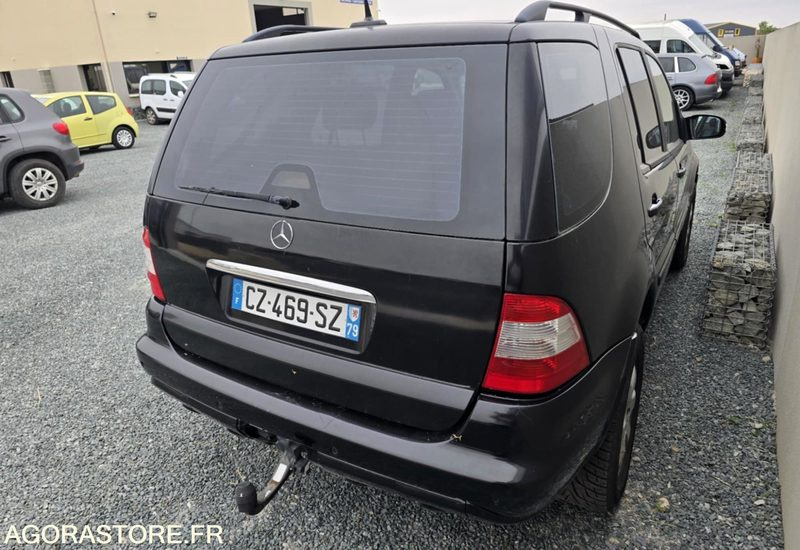 4X4 MERCEDES 400 ML - 2003 - 331 769 KM - Car: picture 4 4X4 MERCEDES 400 ML - 2003 - 331 769 KM - Car: picture 4