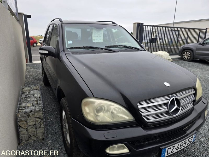 4X4 MERCEDES 400 ML - 2003 - 331 769 KM - Car: picture 3 4X4 MERCEDES 400 ML - 2003 - 331 769 KM - Car: picture 3