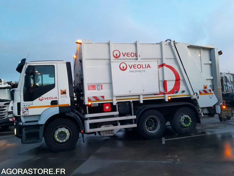 BOM 26T GNC IVECO - 2016 / 84090 KM (6578- VPIDF -66ICAM571X) - Garbage truck: picture 2 BOM 26T GNC IVECO - 2016 / 84090 KM (6578- VPIDF -66ICAM571X) - Garbage truck: picture 2