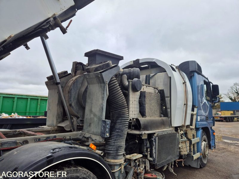 Road sweeper Balayeuse Eurovoirie Optifant 70 TA THP - 2012 - 242 000 heures: picture 7