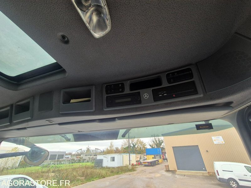 Road sweeper Balayeuse Eurovoirie Optifant 70 TA THP - 2012 - 242 000 heures: picture 31