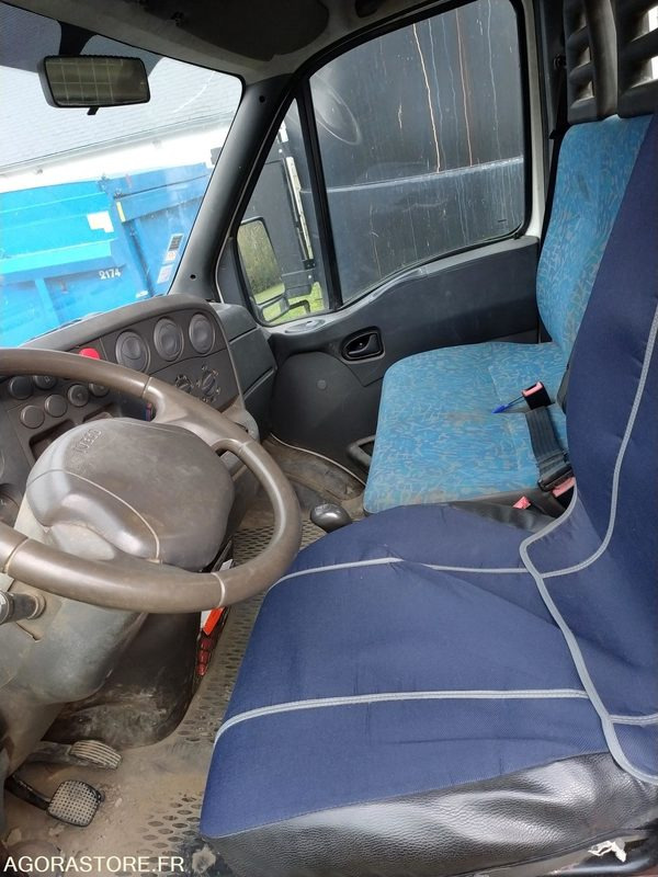 CAMION BENNE IVECO - EY413YY - 142000km - Tipper van: picture 4 CAMION BENNE IVECO - EY413YY - 142000km - Tipper van: picture 4