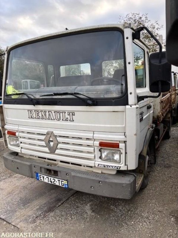 CAMION BENNE RENAULT S135 MIDLINER 1995 204000 KM - Tipper: picture 2 CAMION BENNE RENAULT S135 MIDLINER 1995 204000 KM - Tipper: picture 2