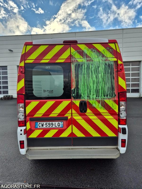 CITROEN JUMPER CW-599-LQ - Ambulance: picture 3 CITROEN JUMPER CW-599-LQ - Ambulance: picture 3