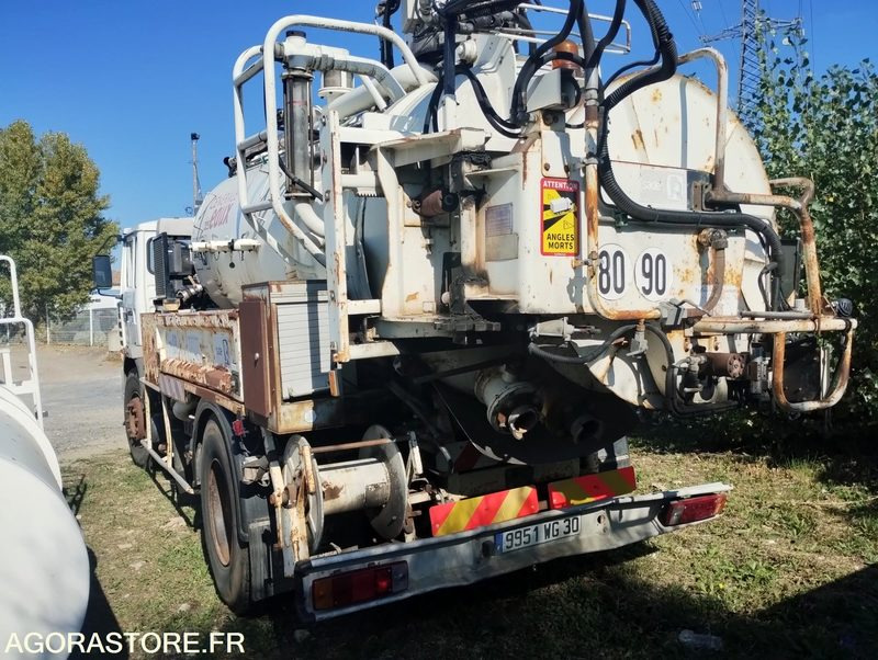 Vacuum truck Camion 19t Hydrocureur Renault G300 Maxter 142142km – équipement Huwer: picture 6 Vacuum truck Camion 19t Hydrocureur Renault G300 Maxter 142142km – équipement Huwer: picture 6