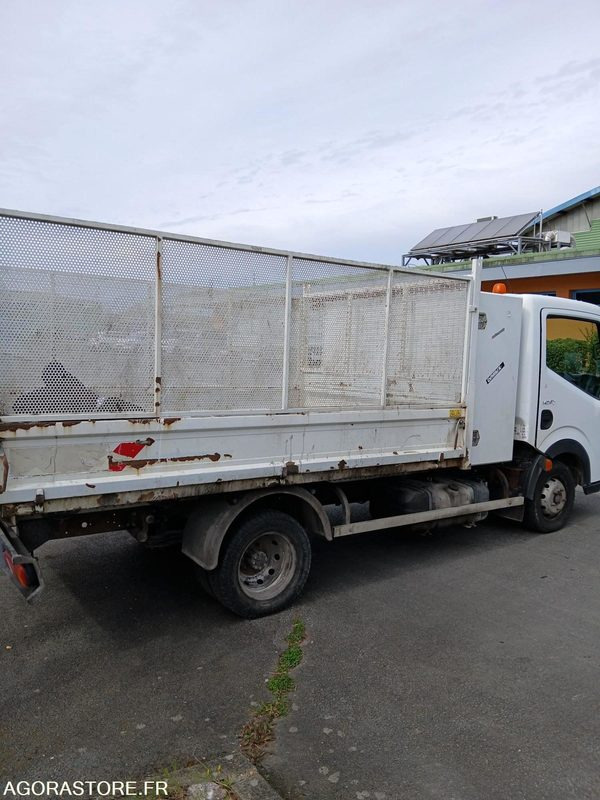 Camion benne RENAULT MAXITY - 310362 km - 2007 - Tipper van: picture 5 Camion benne RENAULT MAXITY - 310362 km - 2007 - Tipper van: picture 5