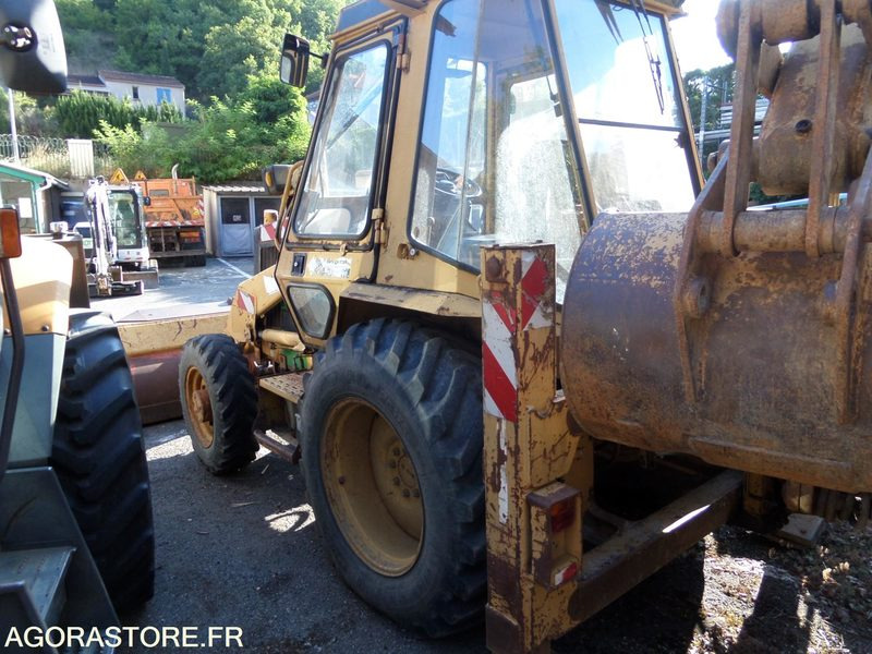 Chargeuse pelleteuse caterpillar 428 -1992- 13000h (N2TRPL) - Backhoe loader: picture 3 Chargeuse pelleteuse caterpillar 428 -1992- 13000h (N2TRPL) - Backhoe loader: picture 3