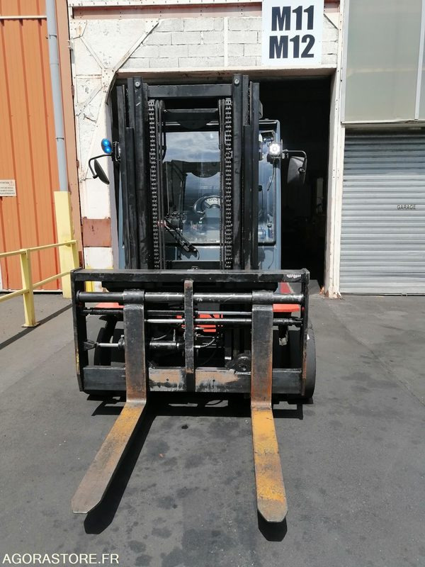 Chariot Toyota 8FBMHT85 - 2015 (5213) - Electric forklift: picture 2 Chariot Toyota 8FBMHT85 - 2015 (5213) - Electric forklift: picture 2
