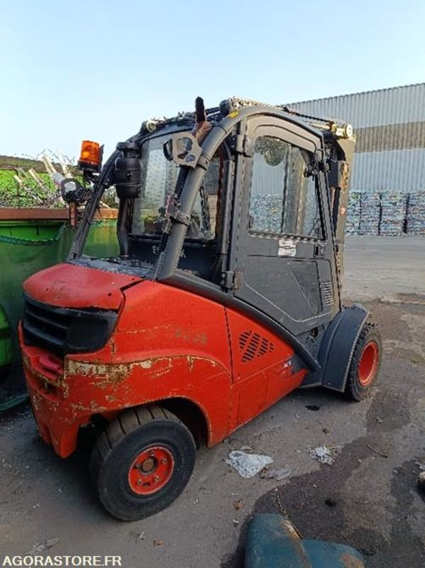 Chariot elevateur FENWICK pour pièces - Diesel forklift: picture 2 Chariot elevateur FENWICK pour pièces - Diesel forklift: picture 2