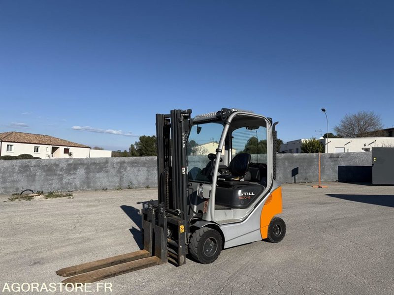 Chariot élévateur STILL - LPG forklift: picture 1 Chariot élévateur STILL - LPG forklift: picture 1