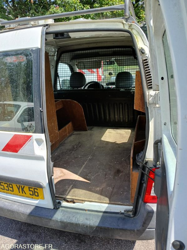 Citroën Berlingo (46906) - Small van: picture 3 Citroën Berlingo (46906) - Small van: picture 3