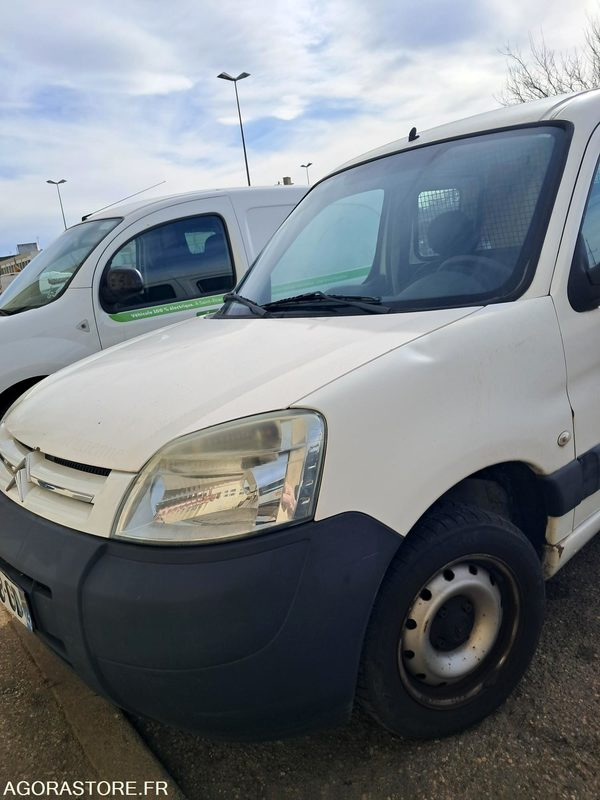 Citroën Berlingo AD-788-GD - Small van: picture 3 Citroën Berlingo AD-788-GD - Small van: picture 3