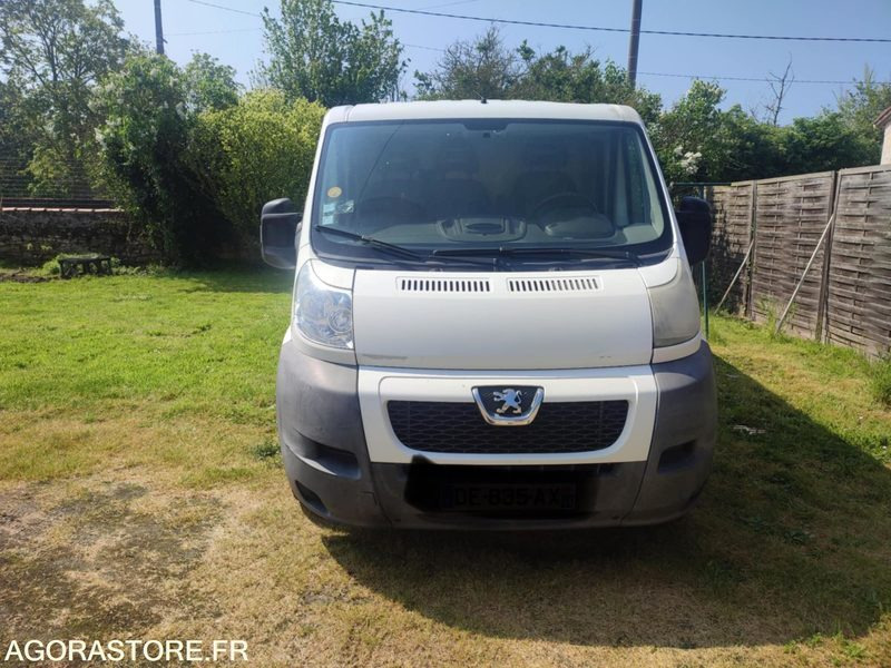 PEUGEOT BOXER - 98900km - 2008 - Commercial vehicle: picture 1 PEUGEOT BOXER - 98900km - 2008 - Commercial vehicle: picture 1
