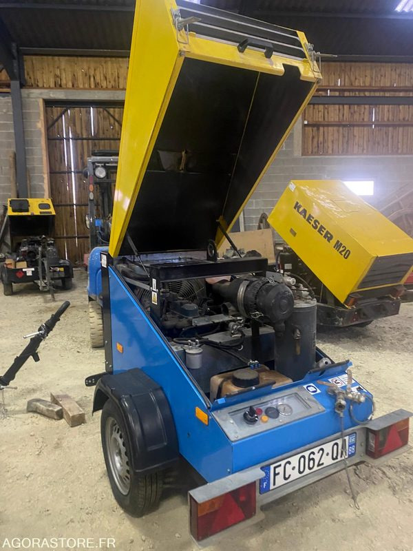 Compresseur MAC3 2.5m3 - 2018 - 112 heures - Air compressor: picture 2 Compresseur MAC3 2.5m3 - 2018 - 112 heures - Air compressor: picture 2