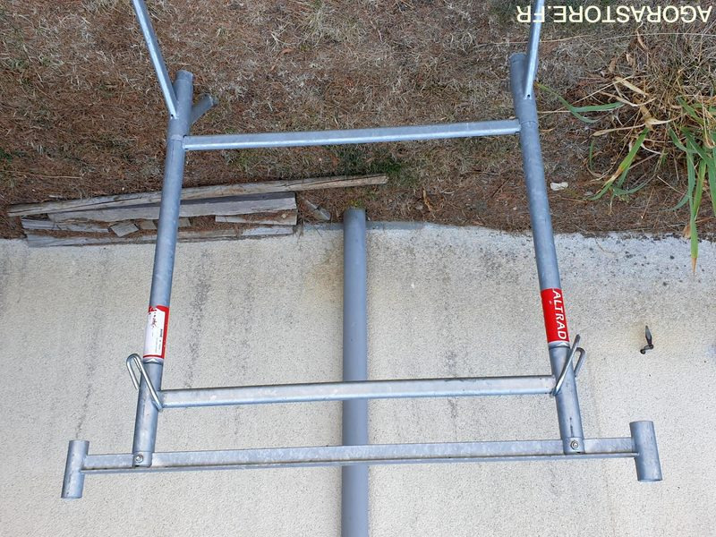 Echafaudage ALTRAD - Tool/ Equipment: picture 1 Echafaudage ALTRAD - Tool/ Equipment: picture 1