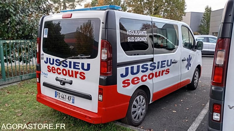 FD-441-KF - "PP"- Non Roulant - RENAULT TRAFIC - VASP - 318 629 Kms - Ambulance: picture 2 FD-441-KF - "PP"- Non Roulant - RENAULT TRAFIC - VASP - 318 629 Kms - Ambulance: picture 2