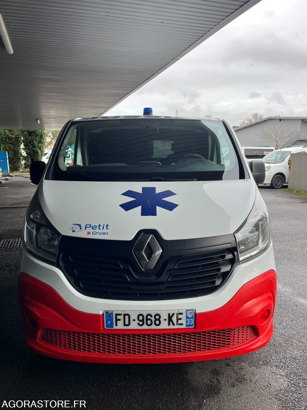 FD-968-KE - Non Roulant - RENAULT TRAFIC - VASP - 305 100 Kms - Ambulance: picture 3 FD-968-KE - Non Roulant - RENAULT TRAFIC - VASP - 305 100 Kms - Ambulance: picture 3