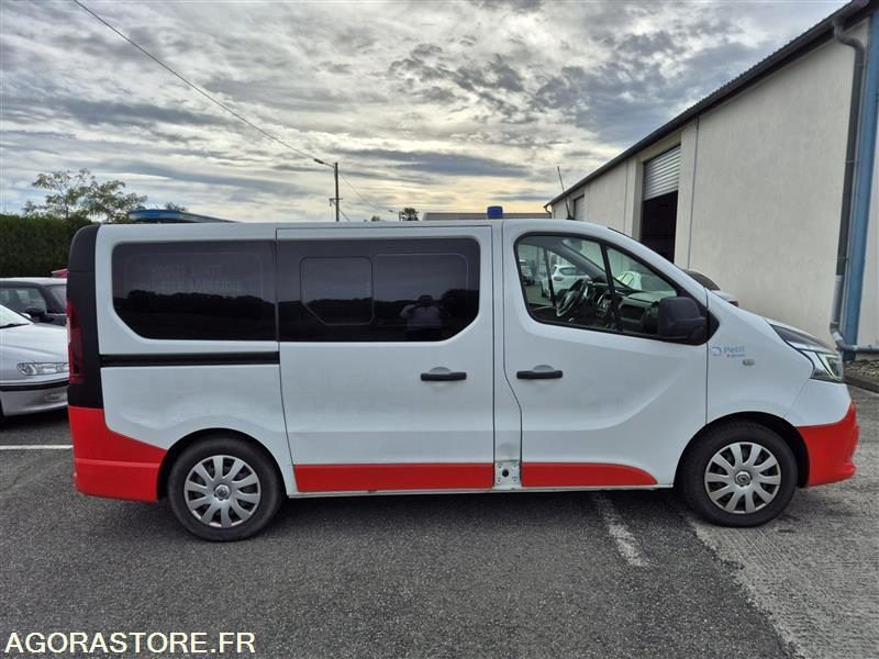 FX-803-DH - Roulant - RENAULT TRAFIC - VASP - 367 800 Kms - Panel van: picture 2 FX-803-DH - Roulant - RENAULT TRAFIC - VASP - 367 800 Kms - Panel van: picture 2