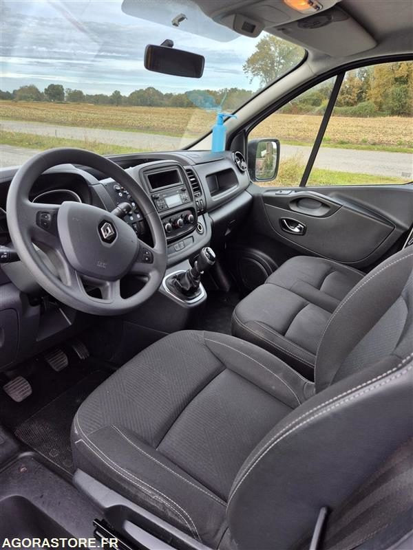 FX-803-DH - Roulant - RENAULT TRAFIC - VASP - 367 800 Kms - Panel van: picture 5 FX-803-DH - Roulant - RENAULT TRAFIC - VASP - 367 800 Kms - Panel van: picture 5
