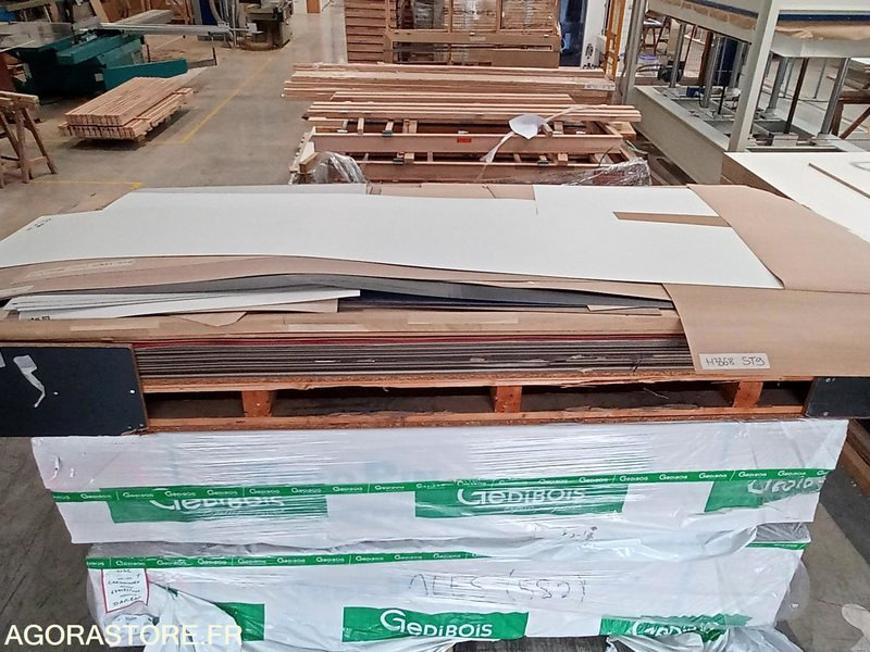 Feuilles de stratifié EGGER et POLYREY - Tool/ Equipment: picture 4 Feuilles de stratifié EGGER et POLYREY - Tool/ Equipment: picture 4