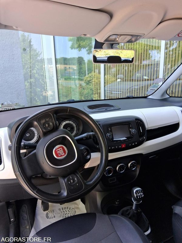 Fiat 500 L GNV POPSTAR MINISPACE DE 2016 - Car: picture 3 Fiat 500 L GNV POPSTAR MINISPACE DE 2016 - Car: picture 3