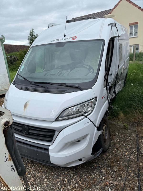 Fiat Ducato, camping-car - 2017 - 62000km - accidenté - Camper van: picture 2 Fiat Ducato, camping-car - 2017 - 62000km - accidenté - Camper van: picture 2