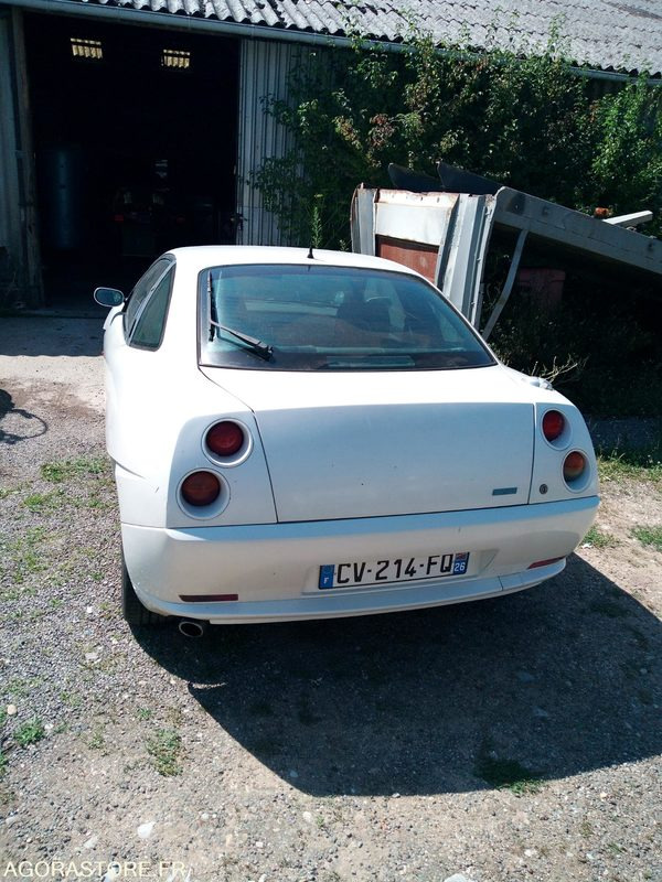 Fiat coupée 2.0L 20V - Car: picture 4 Fiat coupée 2.0L 20V - Car: picture 4