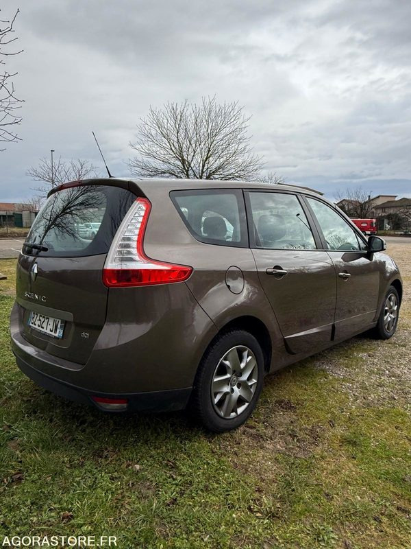 GRAND SCENIC 1.5L DCI 110CH 7 PLACES - Car: picture 3 GRAND SCENIC 1.5L DCI 110CH 7 PLACES - Car: picture 3