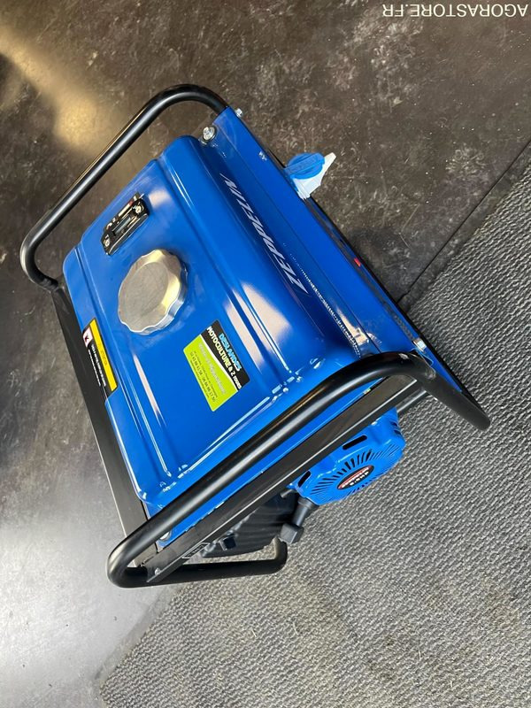 Groupe électrogène neuf Zeppelin 1KVA - Generator set: picture 4 Groupe électrogène neuf Zeppelin 1KVA - Generator set: picture 4