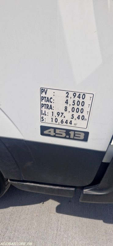 HYDROCUREUR NISSAN CABSTAR - 2008 - 105000km - AVEC TELECOMMANDE - Vacuum truck: picture 2 HYDROCUREUR NISSAN CABSTAR - 2008 - 105000km - AVEC TELECOMMANDE - Vacuum truck: picture 2