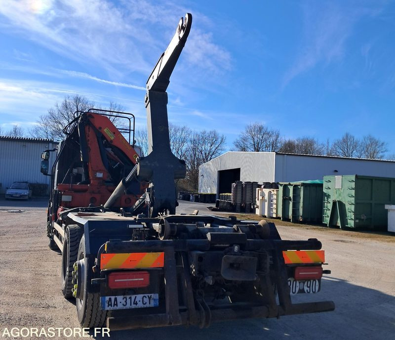 IVECO GRUE AMPLIROLL 559000 kms 2009 - Hook lift truck: picture 5 IVECO GRUE AMPLIROLL 559000 kms 2009 - Hook lift truck: picture 5
