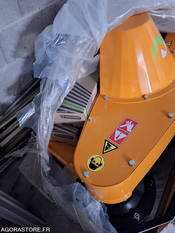 LAMIER ELISS 4EL V2 - Flail mower/ Mulcher: picture 3 LAMIER ELISS 4EL V2 - Flail mower/ Mulcher: picture 3