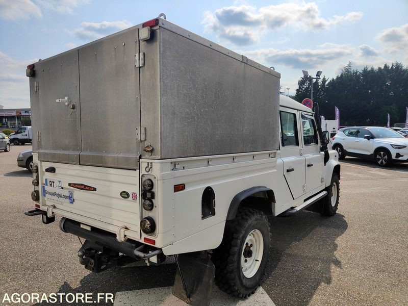 LAND ROVER DEFENDER 130 MARK IV TD5 CREW CAB E - 240 000 KM - Car: picture 4 LAND ROVER DEFENDER 130 MARK IV TD5 CREW CAB E - 240 000 KM - Car: picture 4