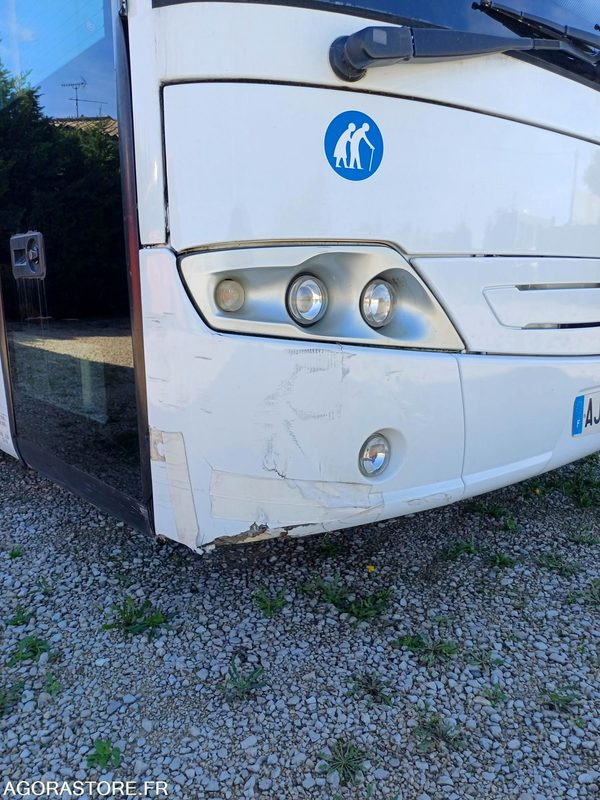 MERCEDES BENZ INTOURO 21889 (6110) MEC 30/12/2009 292975 KM AJ-755-CX - School bus: picture 2 MERCEDES BENZ INTOURO 21889 (6110) MEC 30/12/2009 292975 KM AJ-755-CX - School bus: picture 2