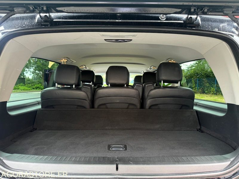 MERCEDES CLASSE V 250 190 CV EXTRA LONG 8 PLACES - 2015 - 185000km - PRIX TTC - Car: picture 4 MERCEDES CLASSE V 250 190 CV EXTRA LONG 8 PLACES - 2015 - 185000km - PRIX TTC - Car: picture 4