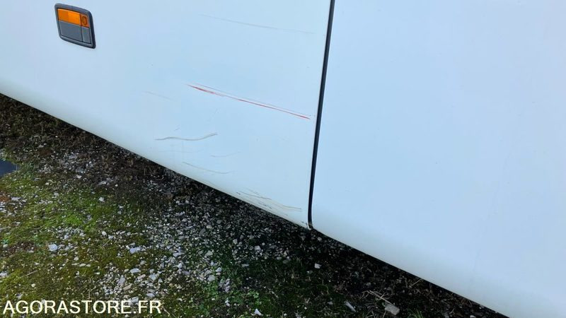 MERCEDES INTOURO N°093252 - School bus: picture 5 MERCEDES INTOURO N°093252 - School bus: picture 5