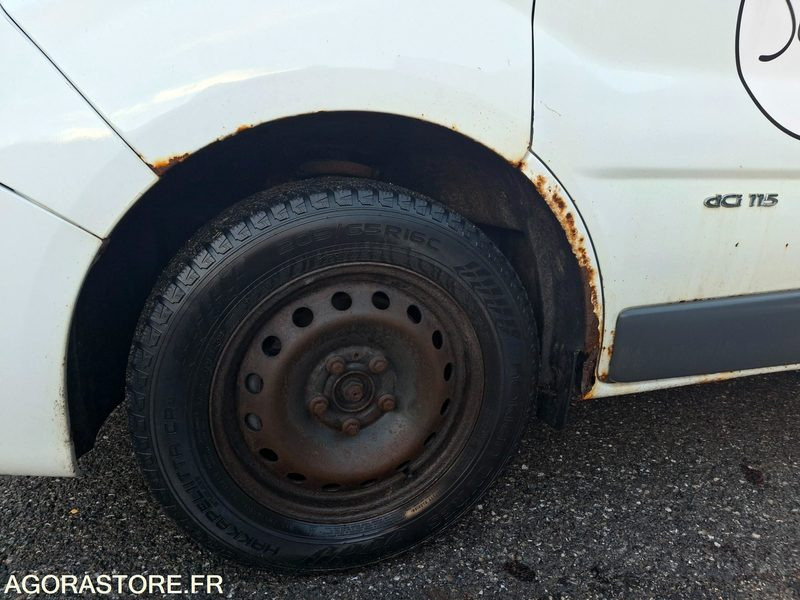 MINIBUS RENAULT TRAFIC - Minibus, Passenger van: picture 3 MINIBUS RENAULT TRAFIC - Minibus, Passenger van: picture 3