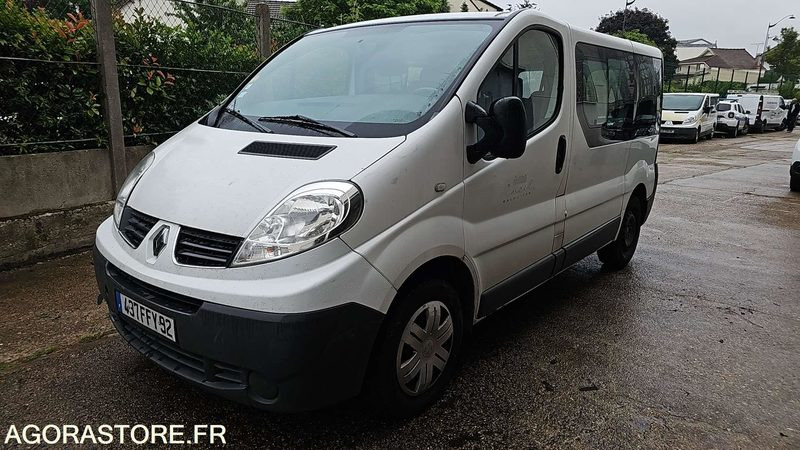 MINIBUS RENUALT TRAFIC - 437FFY92 - Minibus, Passenger van: picture 1 MINIBUS RENUALT TRAFIC - 437FFY92 - Minibus, Passenger van: picture 1