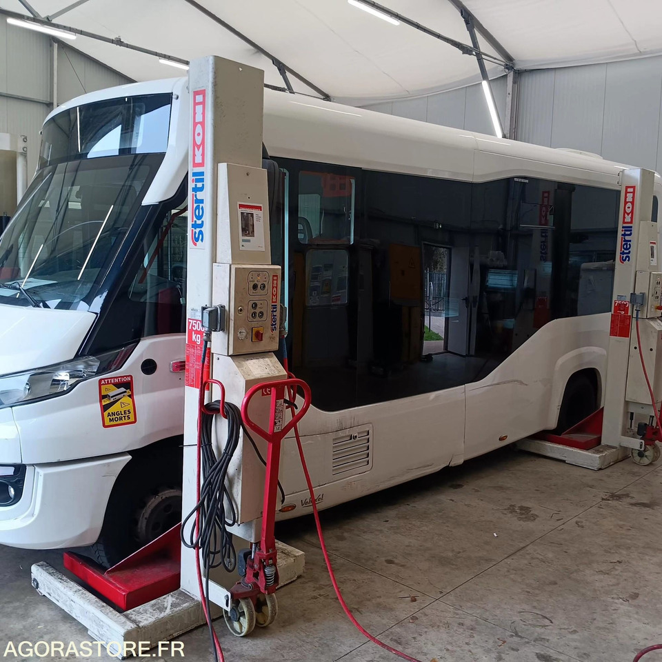 MINIBUS VEHIXEL CYTIOS N° 100762 MEC2016 172285KM EB-549-LT - Minibus, Passenger van: picture 2 MINIBUS VEHIXEL CYTIOS N° 100762 MEC2016 172285KM EB-549-LT - Minibus, Passenger van: picture 2