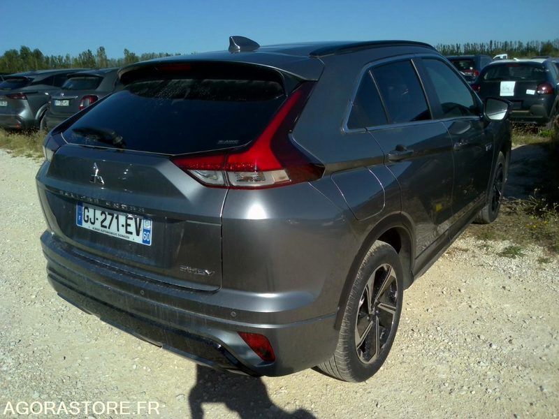 MITSUBISHI Eclipse Cross 2.4 Twin Motor 4WD Intense Style - 2022 / 66932KM (JMB) - SUV: picture 4 MITSUBISHI Eclipse Cross 2.4 Twin Motor 4WD Intense Style - 2022 / 66932KM (JMB) - SUV: picture 4