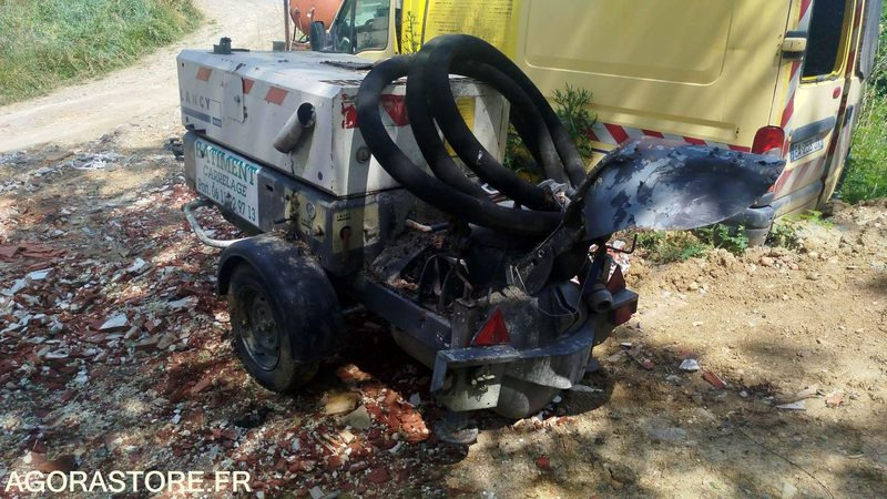 Machine a chape Lancy - TM2500 - 2385heures - Construction equipment: picture 2 Machine a chape Lancy - TM2500 - 2385heures - Construction equipment: picture 2