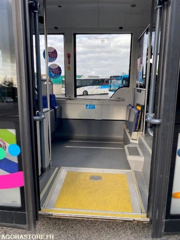 Minibus INDCAR MOBI LOW ENTRY - 27 places - PMR - Minibus, Passenger van: picture 4 Minibus INDCAR MOBI LOW ENTRY - 27 places - PMR - Minibus, Passenger van: picture 4