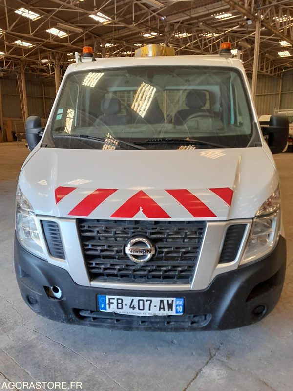 NISSAN NV400 BENNE 3.5 T FB-407-AW - Tipper van: picture 2 NISSAN NV400 BENNE 3.5 T FB-407-AW - Tipper van: picture 2