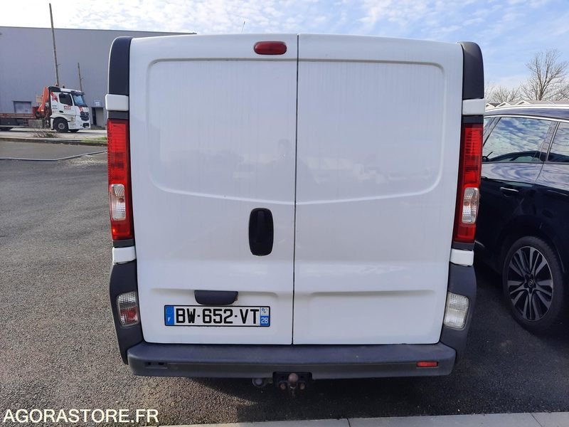 Panel van OPEL VIVARO - 2011 - 112 800KM: picture 6 Panel van OPEL VIVARO - 2011 - 112 800KM: picture 6