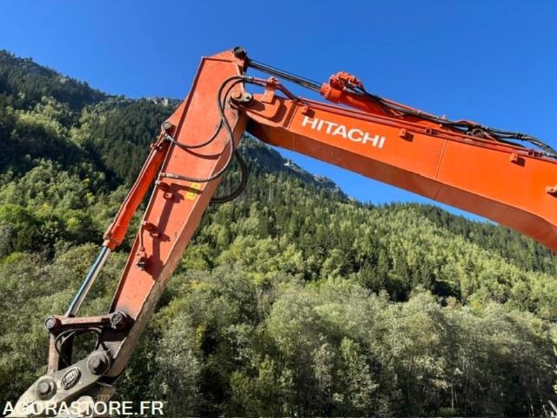 PELLE A CHENILLE ACIER HITACHI ZX130LCN-5B - Excavator: picture 2 PELLE A CHENILLE ACIER HITACHI ZX130LCN-5B - Excavator: picture 2