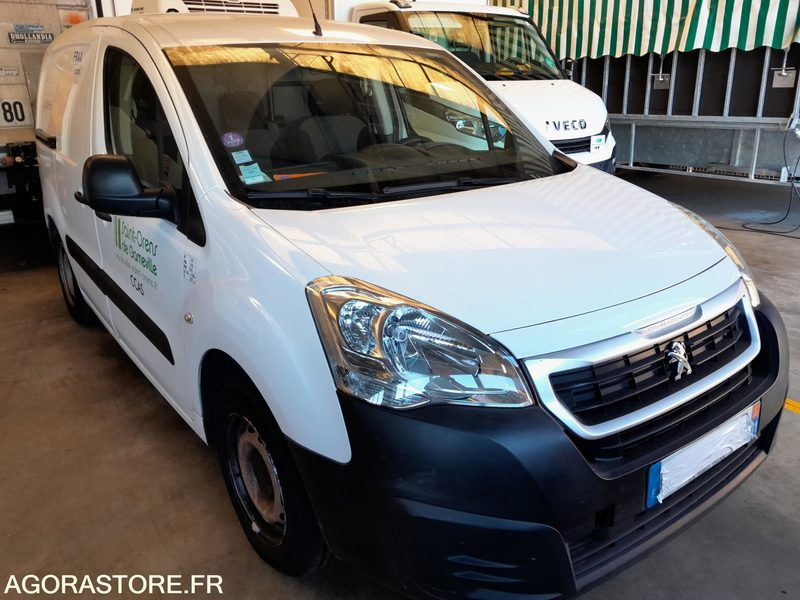 PEUGEOT PARTNER II 1.6 Vti 50026 kms 2016 frigo - Small van: picture 1 PEUGEOT PARTNER II 1.6 Vti 50026 kms 2016 frigo - Small van: picture 1